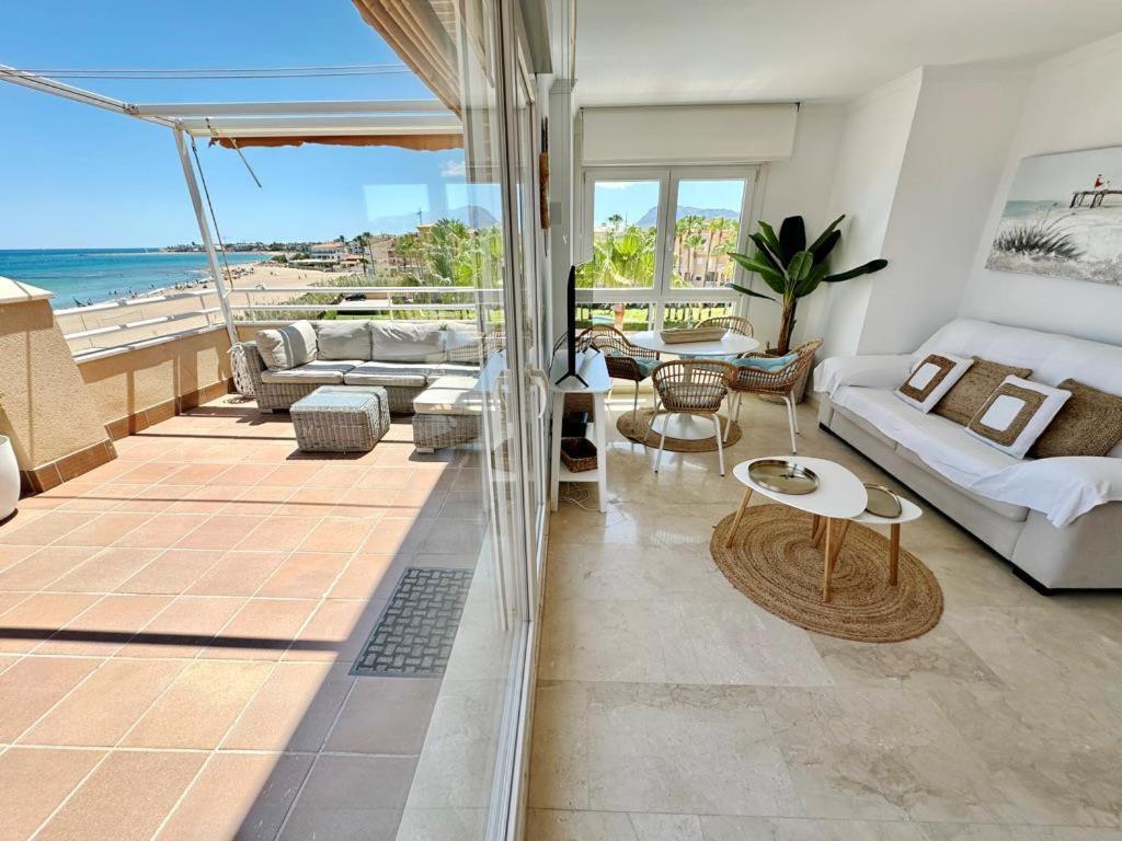 Atico Frontal Al Mar Con Piscina Privada By Homeprive Denia Dış mekan fotoğraf